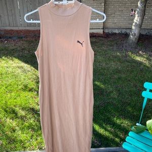 L Turtle neck puma dress